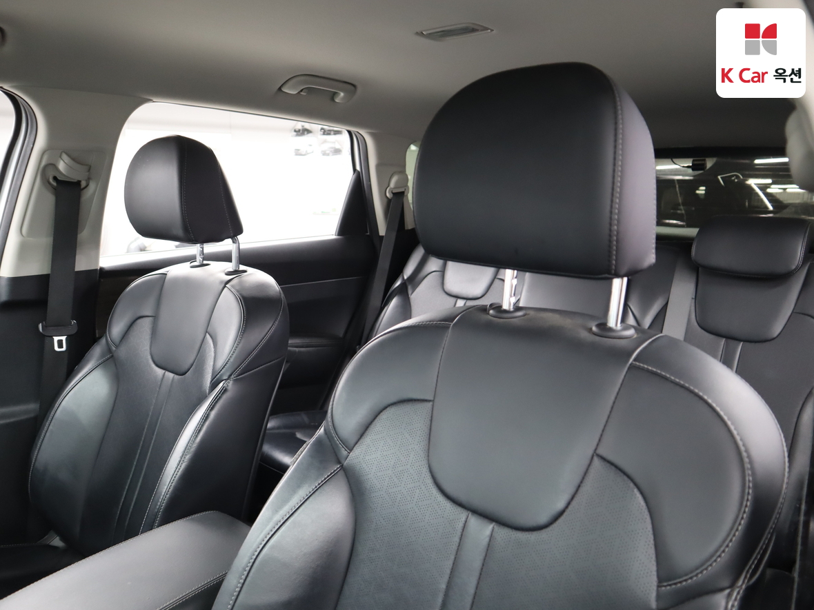 كيا سورينتو 2021 - صورة 19