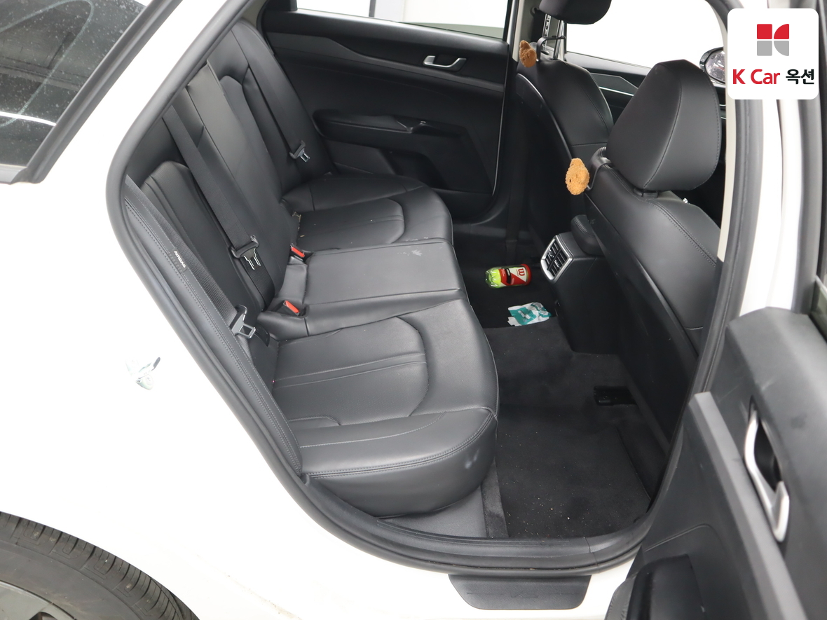 كيا K5 2023 - صورة 27