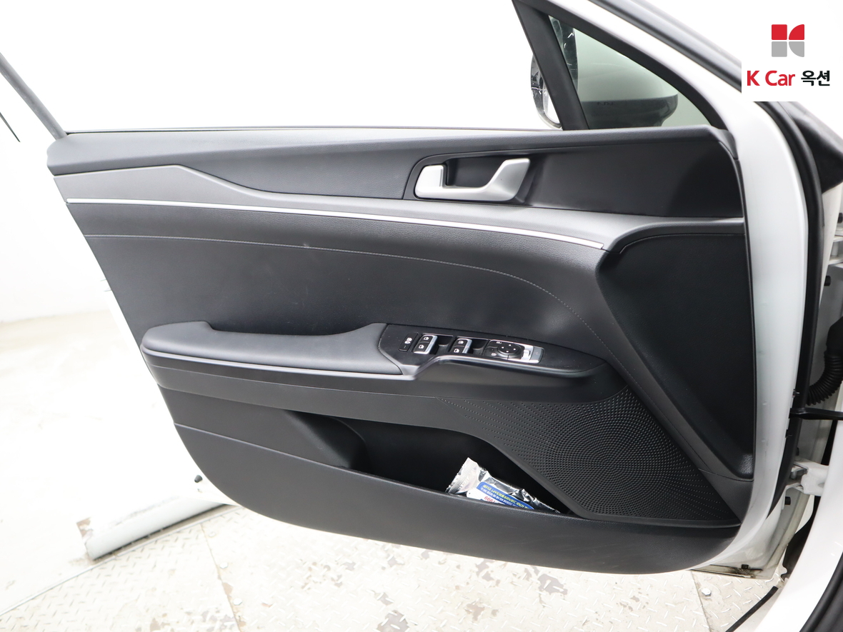 كيا K5 2023 - صورة 8