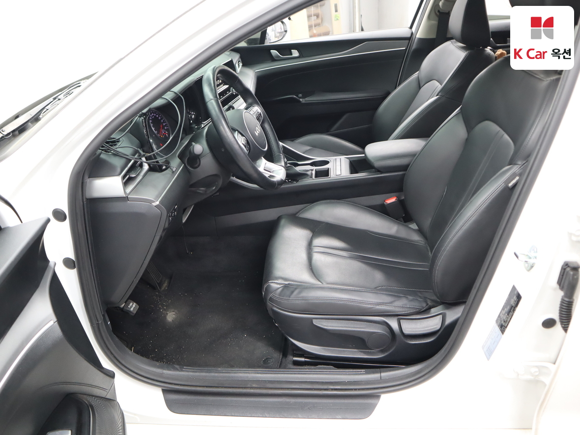 كيا K5 2023 - صورة 18