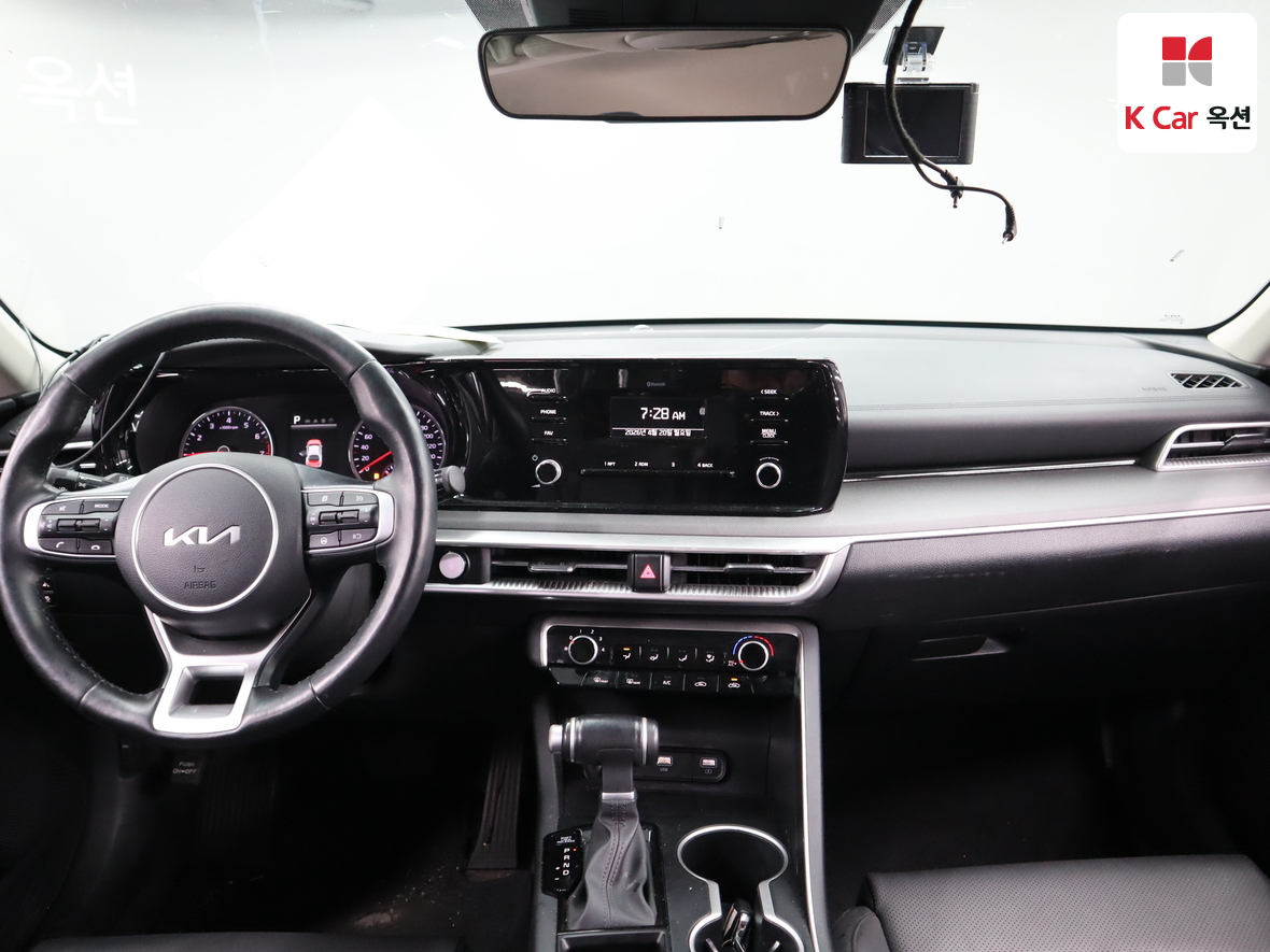 كيا K5 2023 - صورة 3