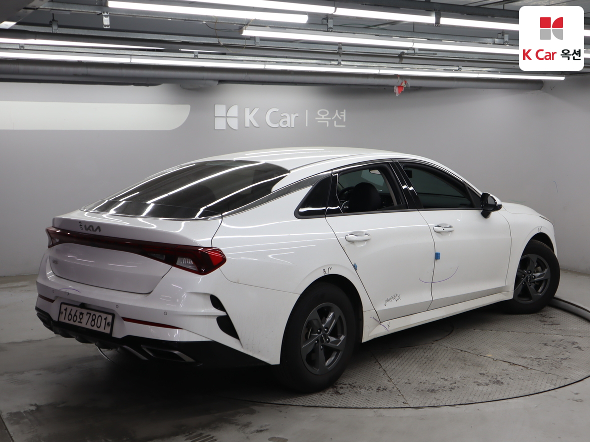 كيا K5 2023 - صورة 2