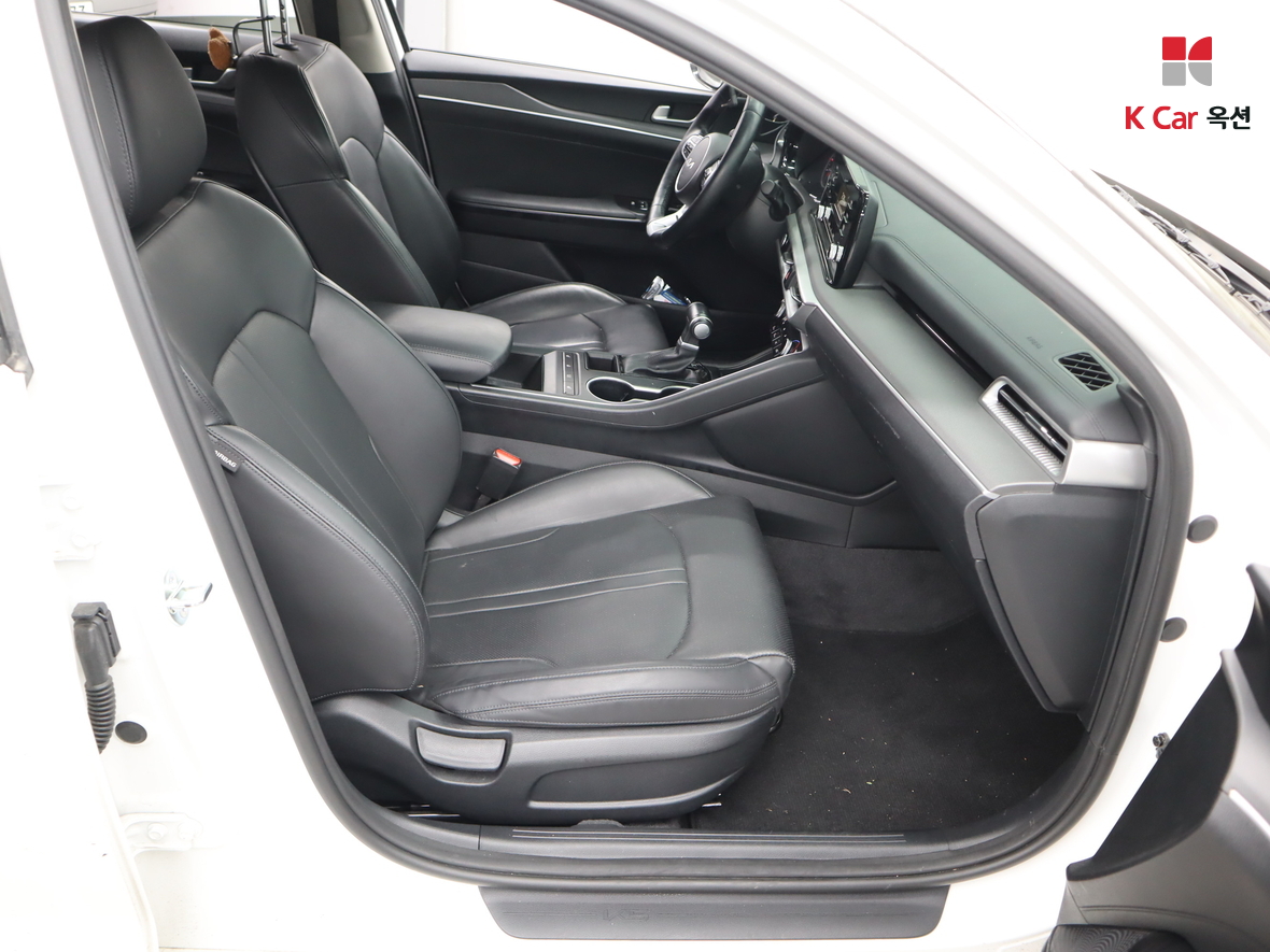 كيا K5 2023 - صورة 29