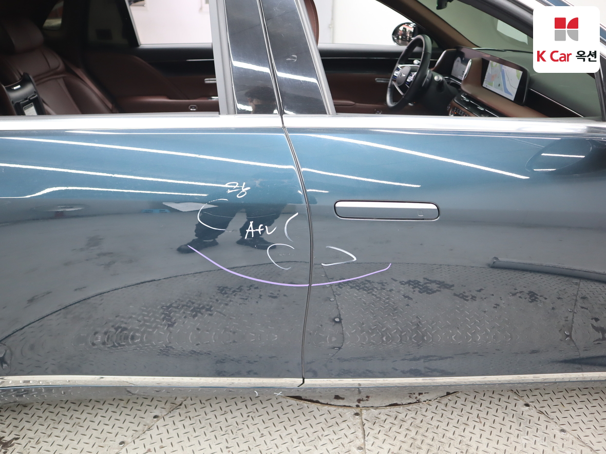 جينيسيس G90 2023 - صورة 43