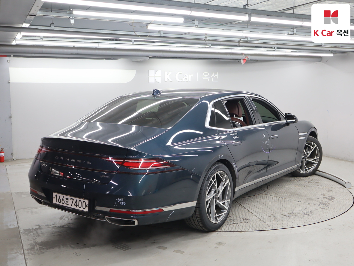 جينيسيس G90 2023 - صورة 2