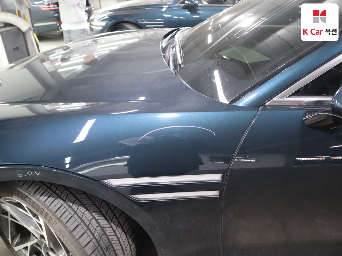 جينيسيس G90 2023 - صورة 37