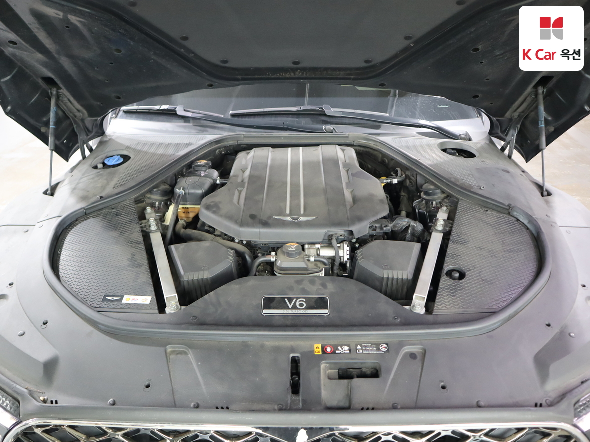 جينيسيس G90 2023 - صورة 34