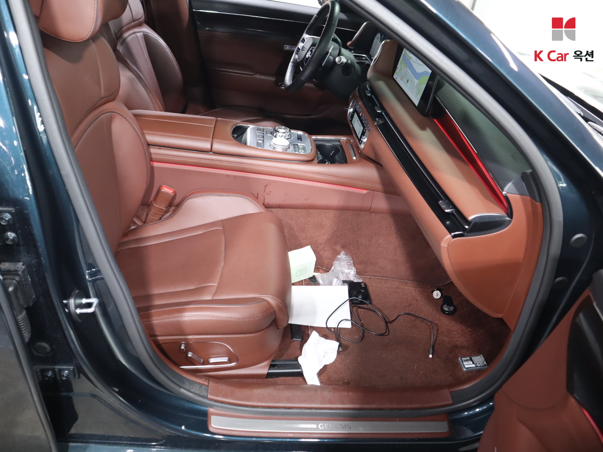 جينيسيس G90 2023 - صورة 31