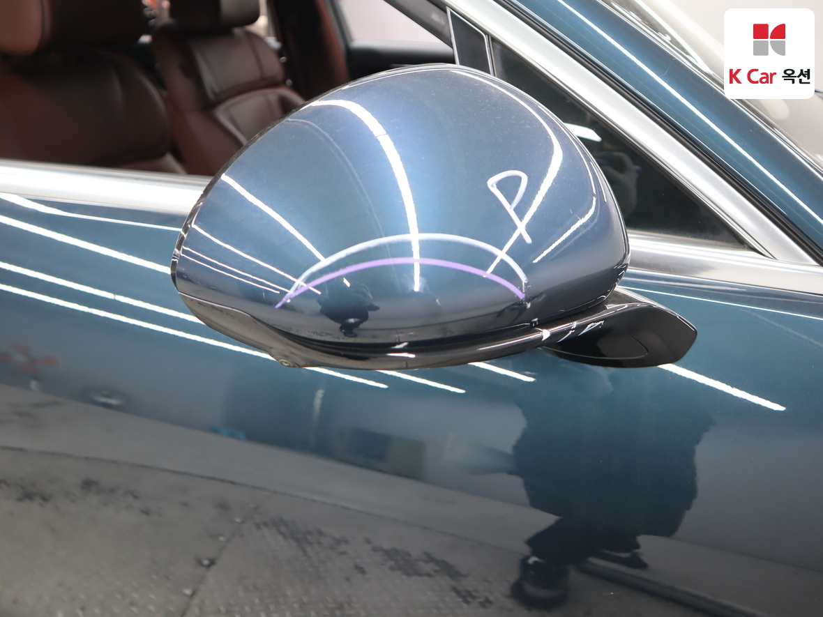 جينيسيس G90 2023 - صورة 44