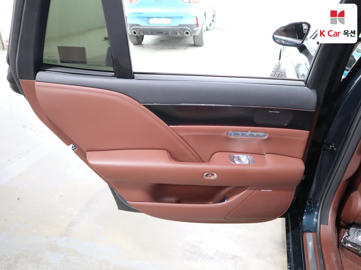 جينيسيس G90 2023 - صورة 22