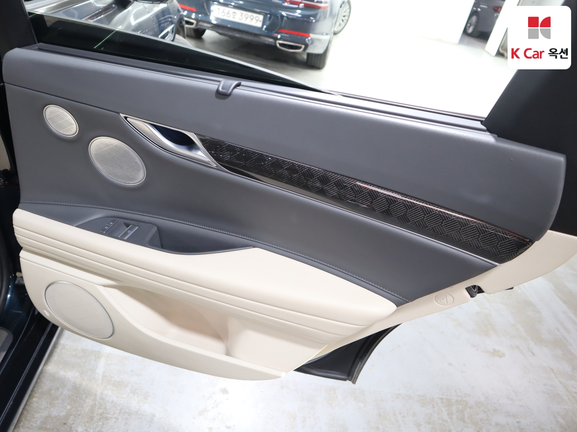 Genesis G80 2022 - Image 28