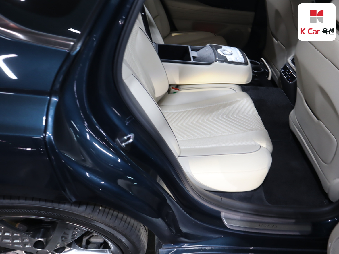 Genesis G80 2022 - Image 29