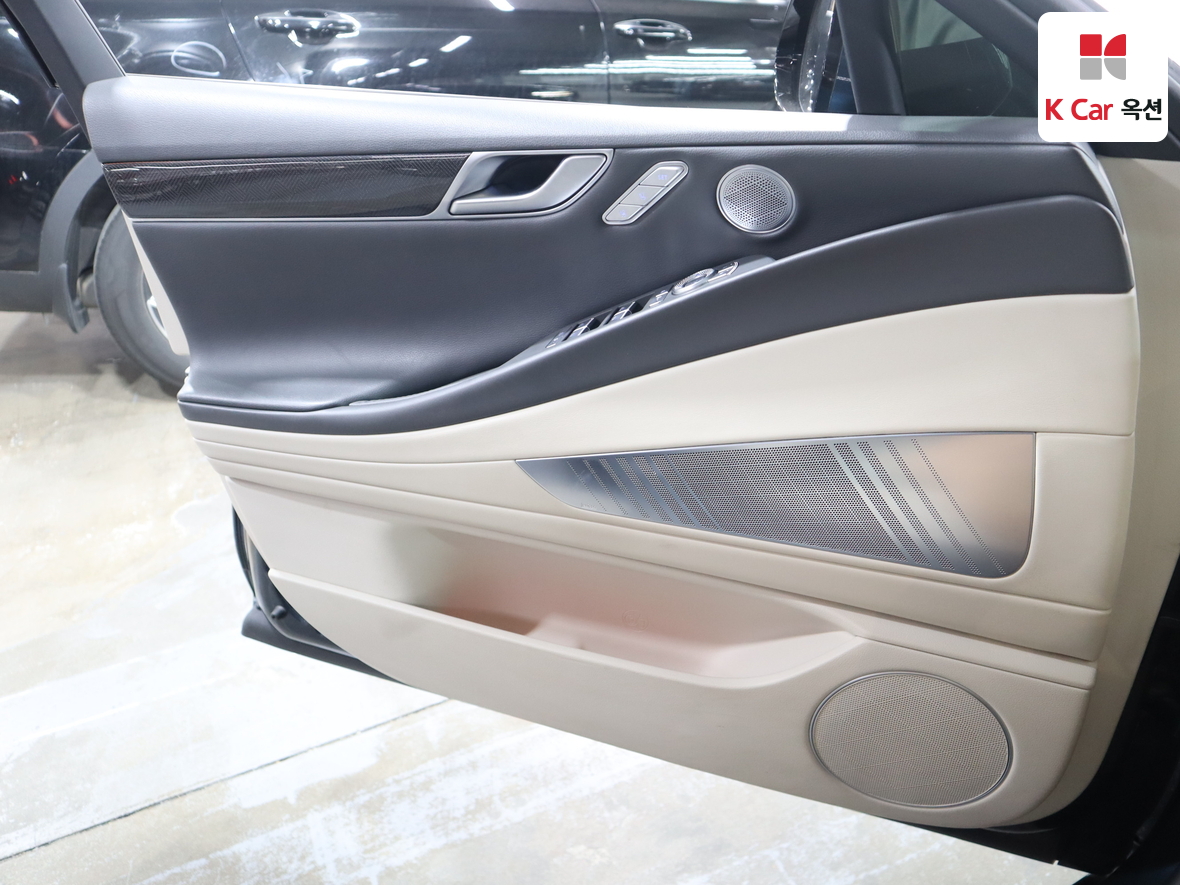 Genesis G80 2022 - Image 8