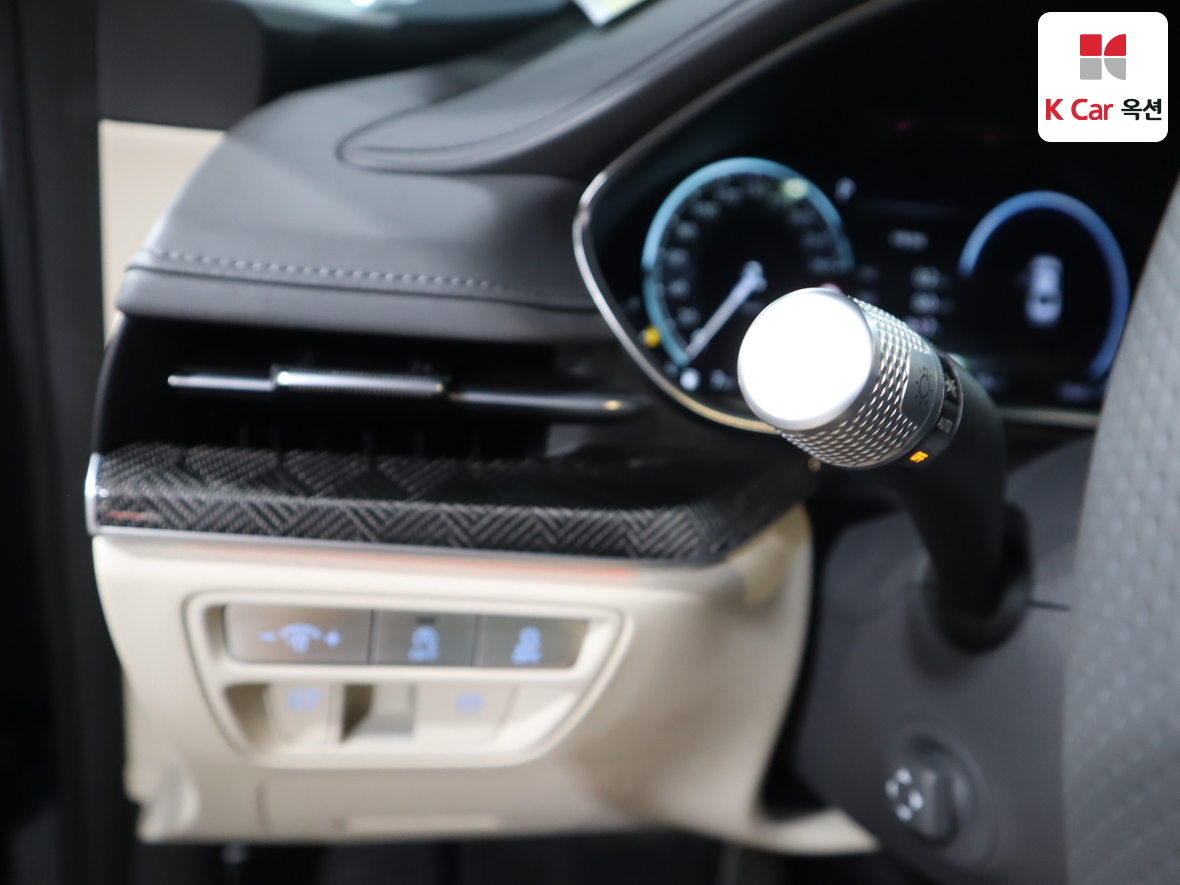 Genesis G80 2022 - Image 9