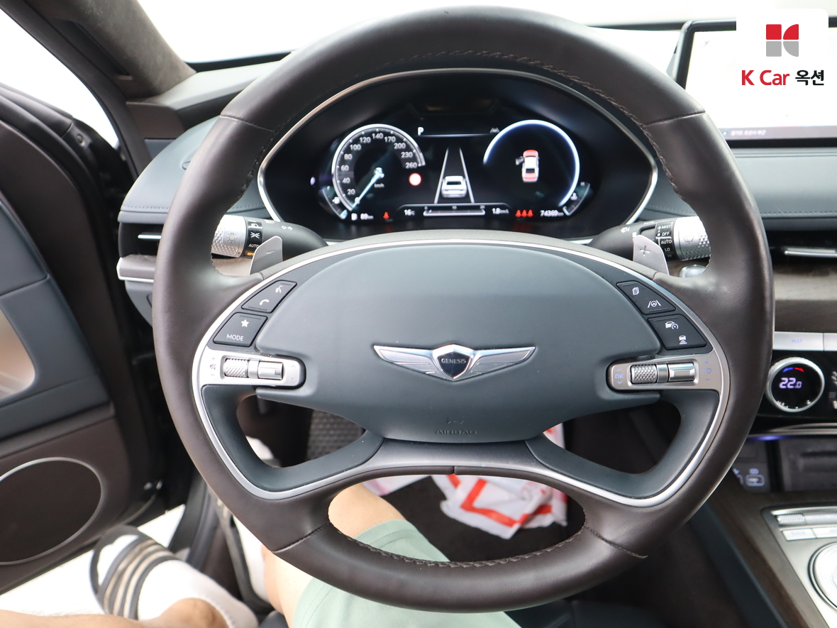 Genesis G80 2022 - Image 10