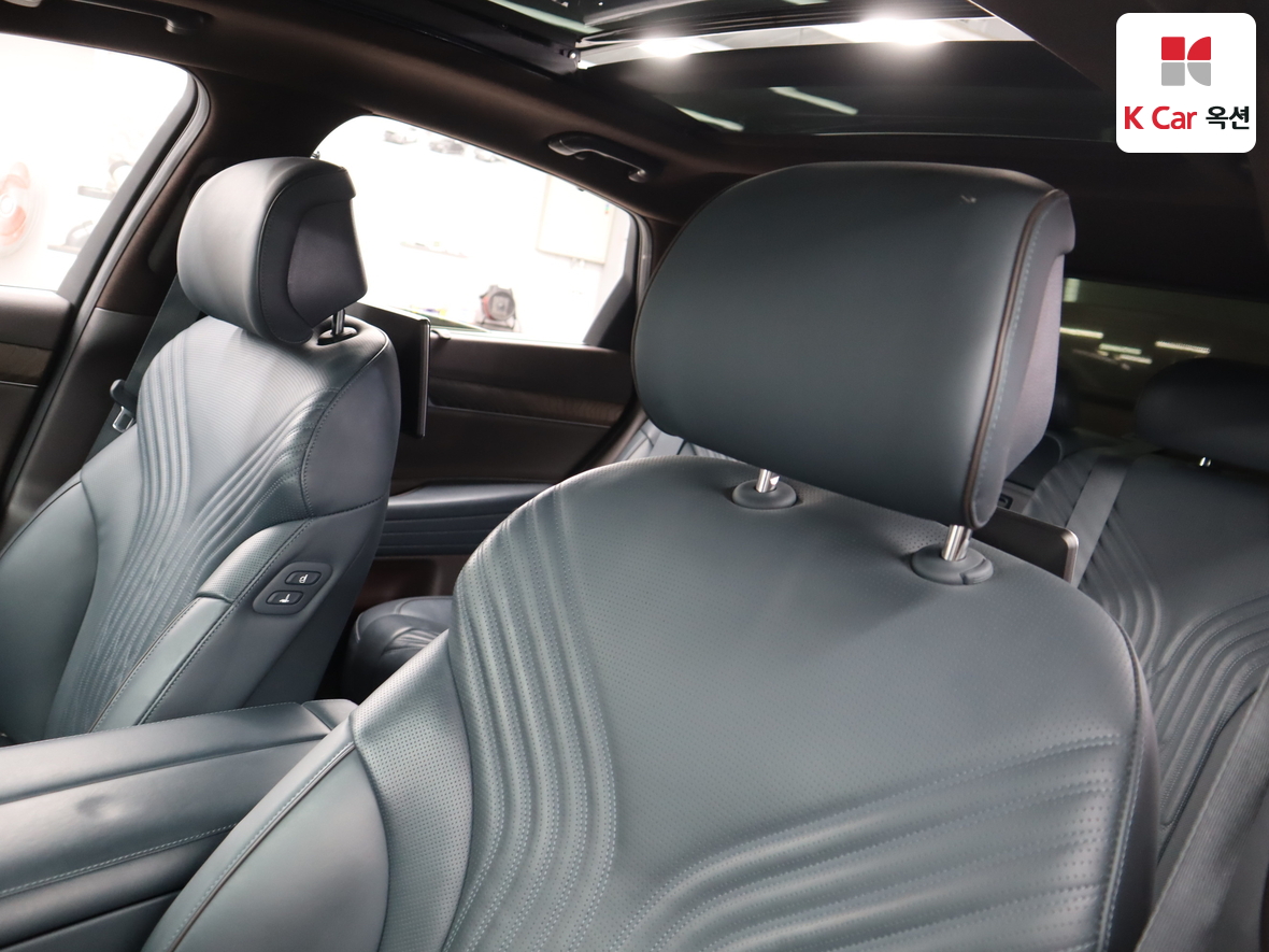 Genesis G80 2022 - Image 19