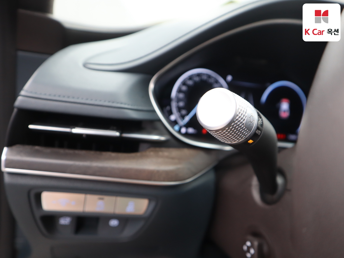 Genesis G80 2022 - Image 9