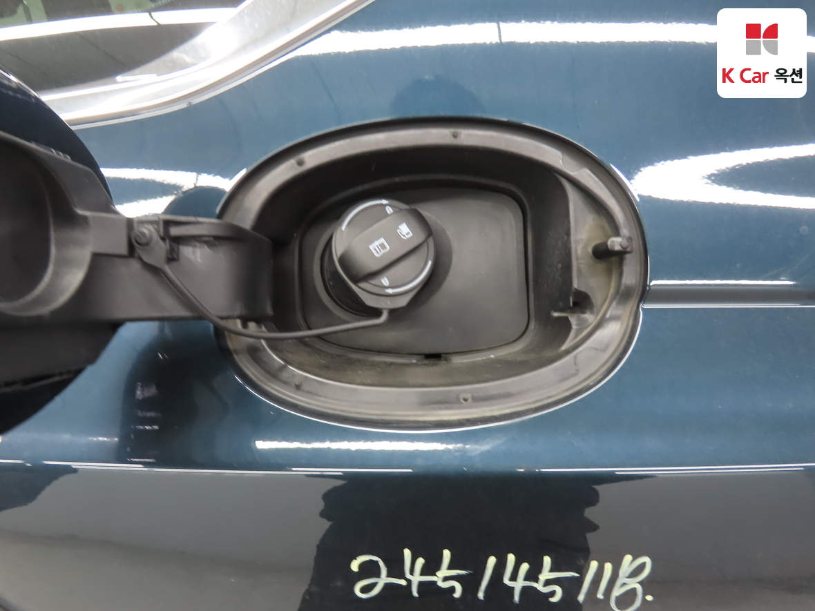 جينيسيس G80 2022 - صورة 25