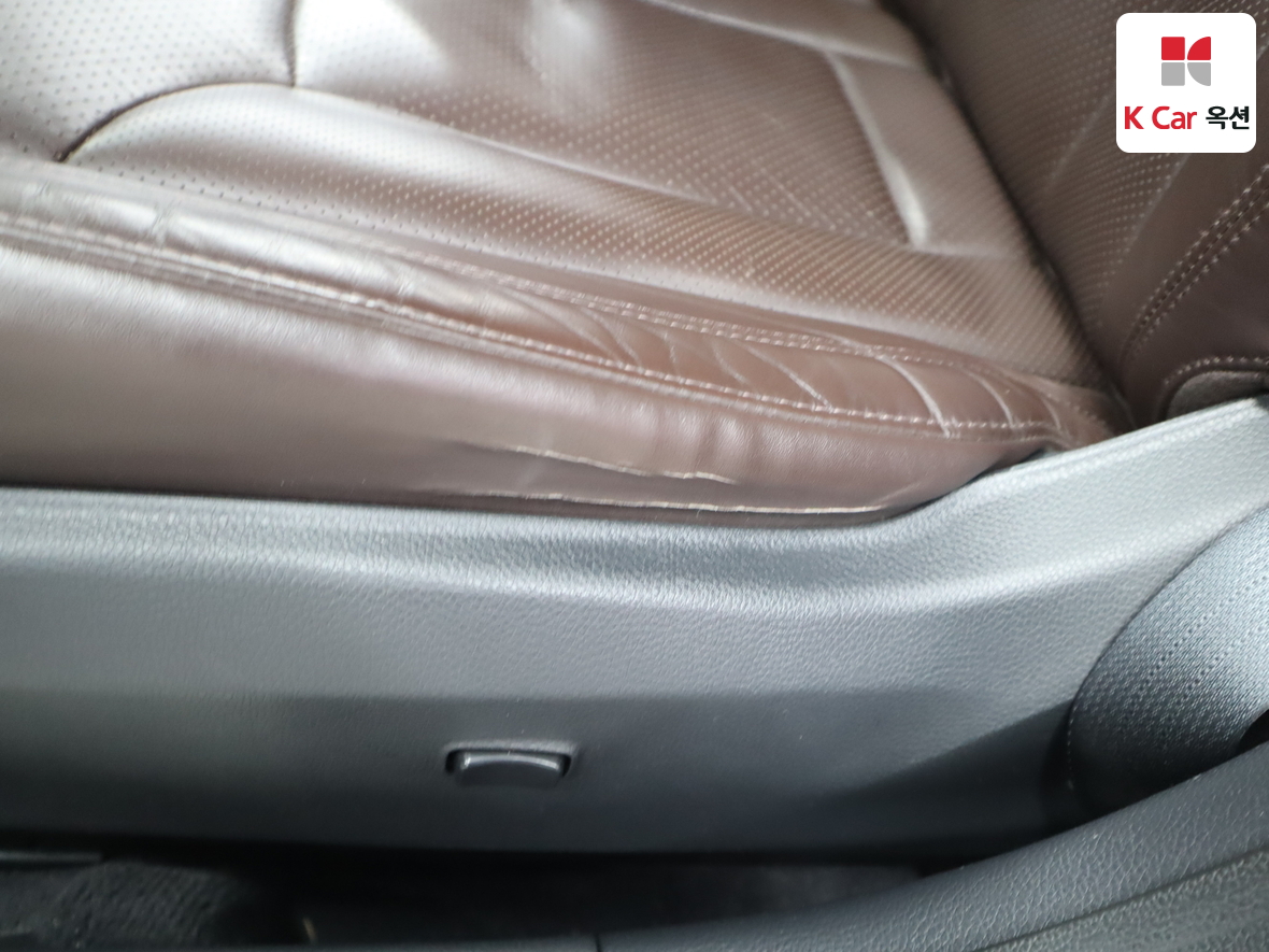 هيونداي أزيرا 2015 - صورة 21