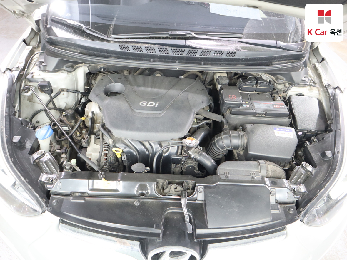 Hyundai Elantra 2014 - Image 30