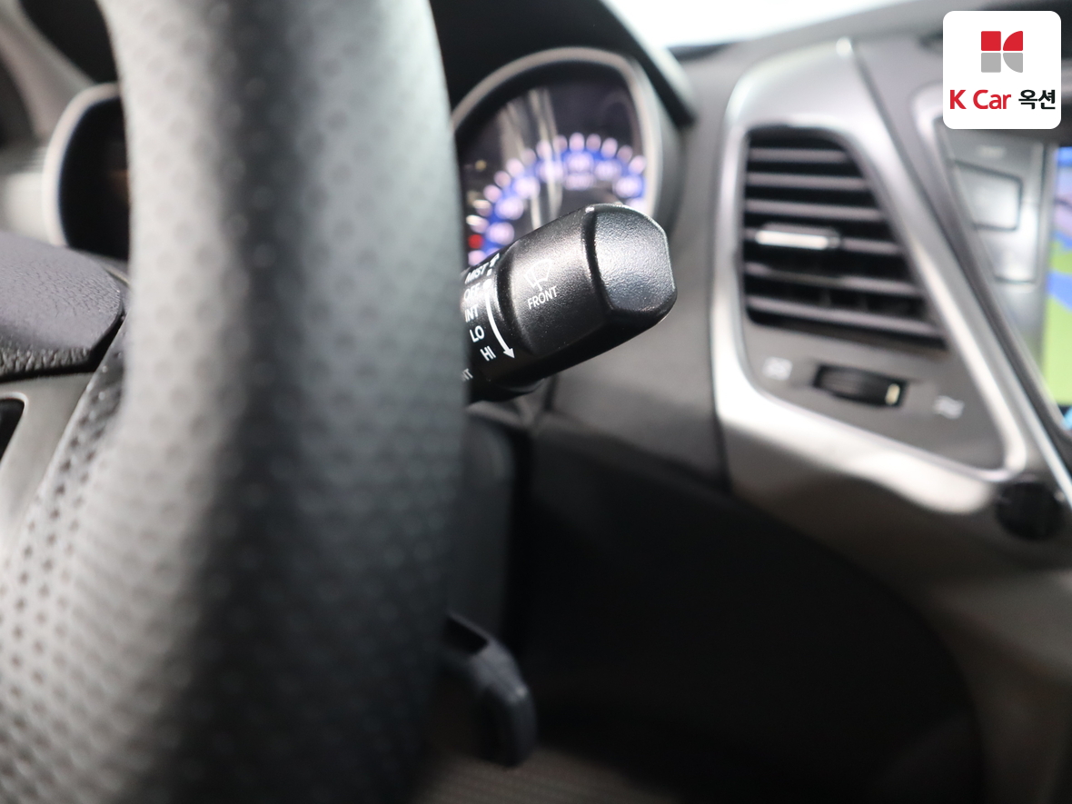 Hyundai Elantra 2014 - Image 11