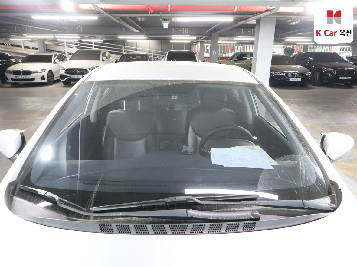 Hyundai Elantra 2014 - Image 31