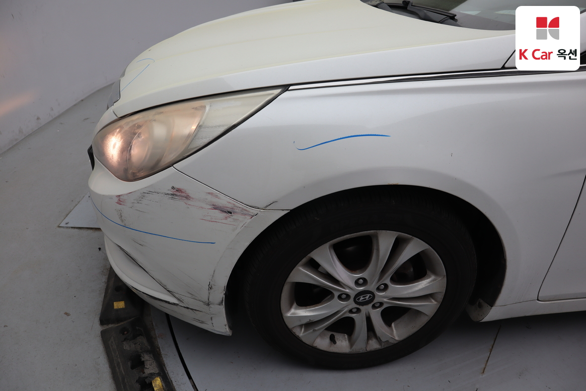 Hyundai Sonata - 44