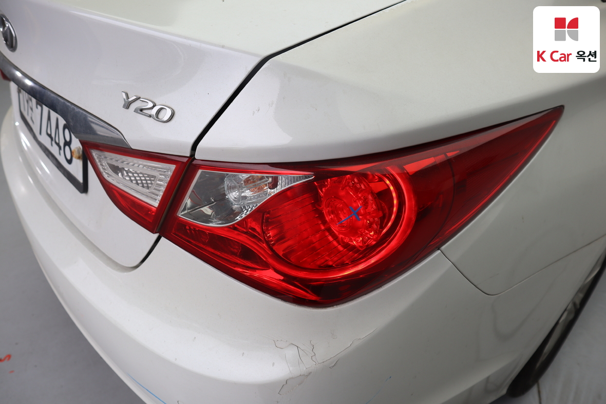 Hyundai Sonata - 51