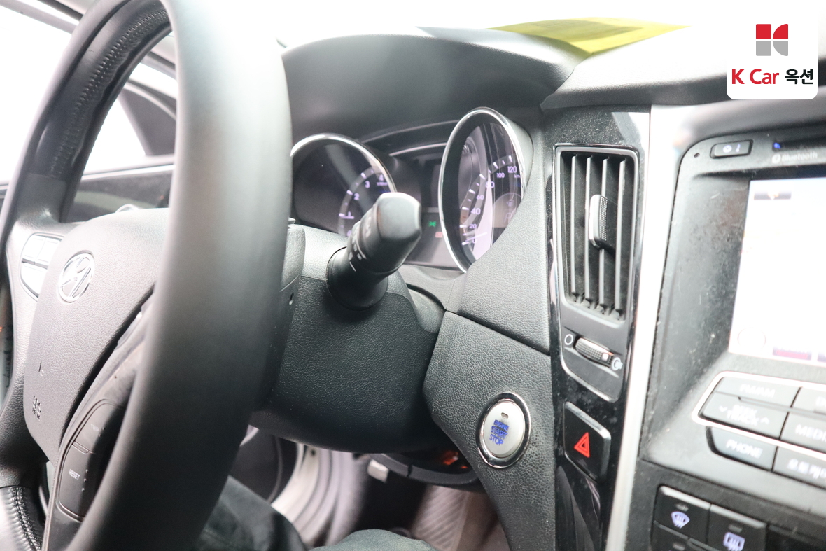 Hyundai Sonata - 11