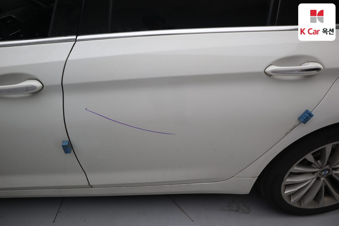 BMW 5 시리즈 - 44