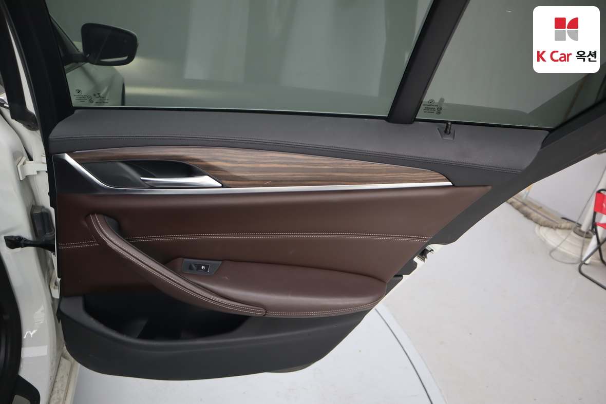 BMW 5 시리즈 - 31