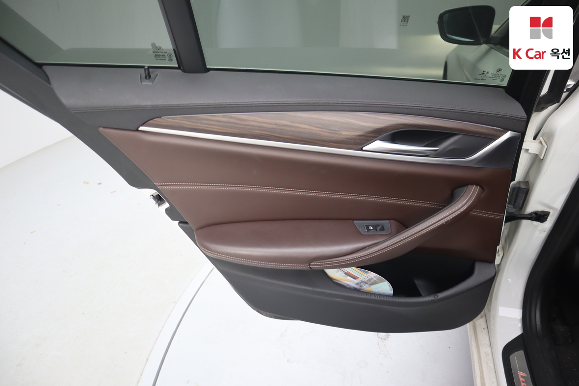 BMW 5 시리즈 - 23