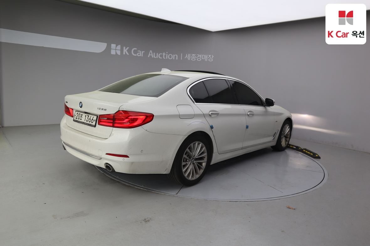 BMW 5 시리즈 - 2