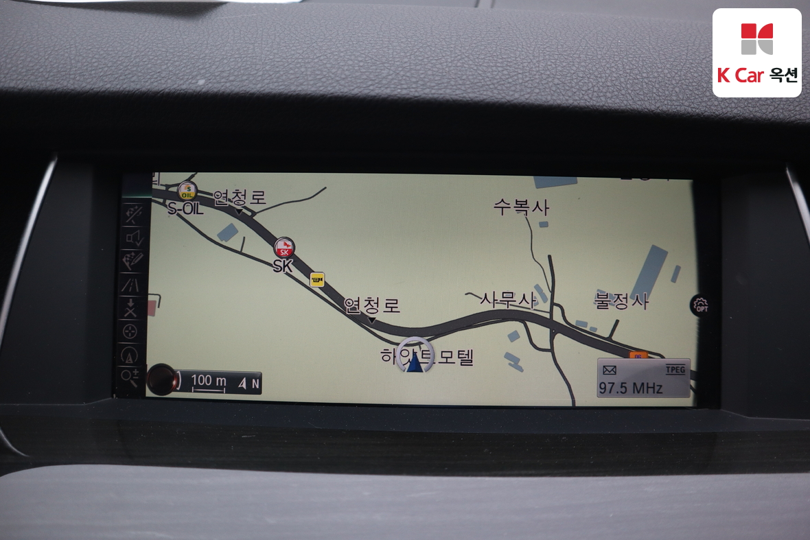 BMW 5 Series 2015 - Image 14