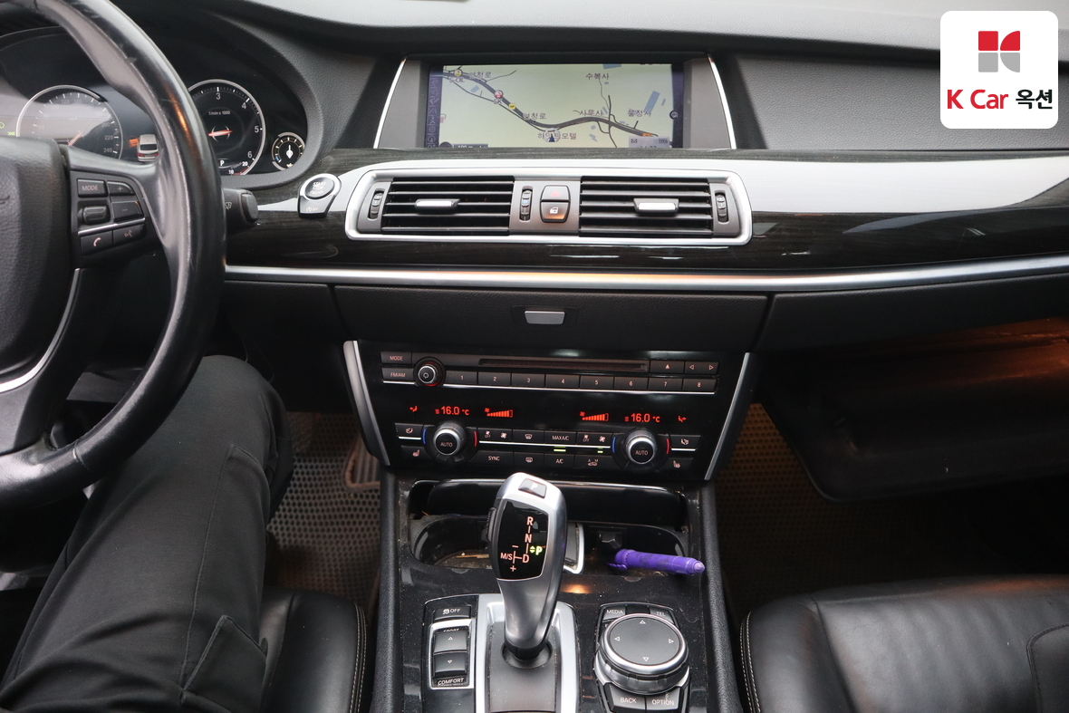 BMW 5 Series 2015 - Image 6