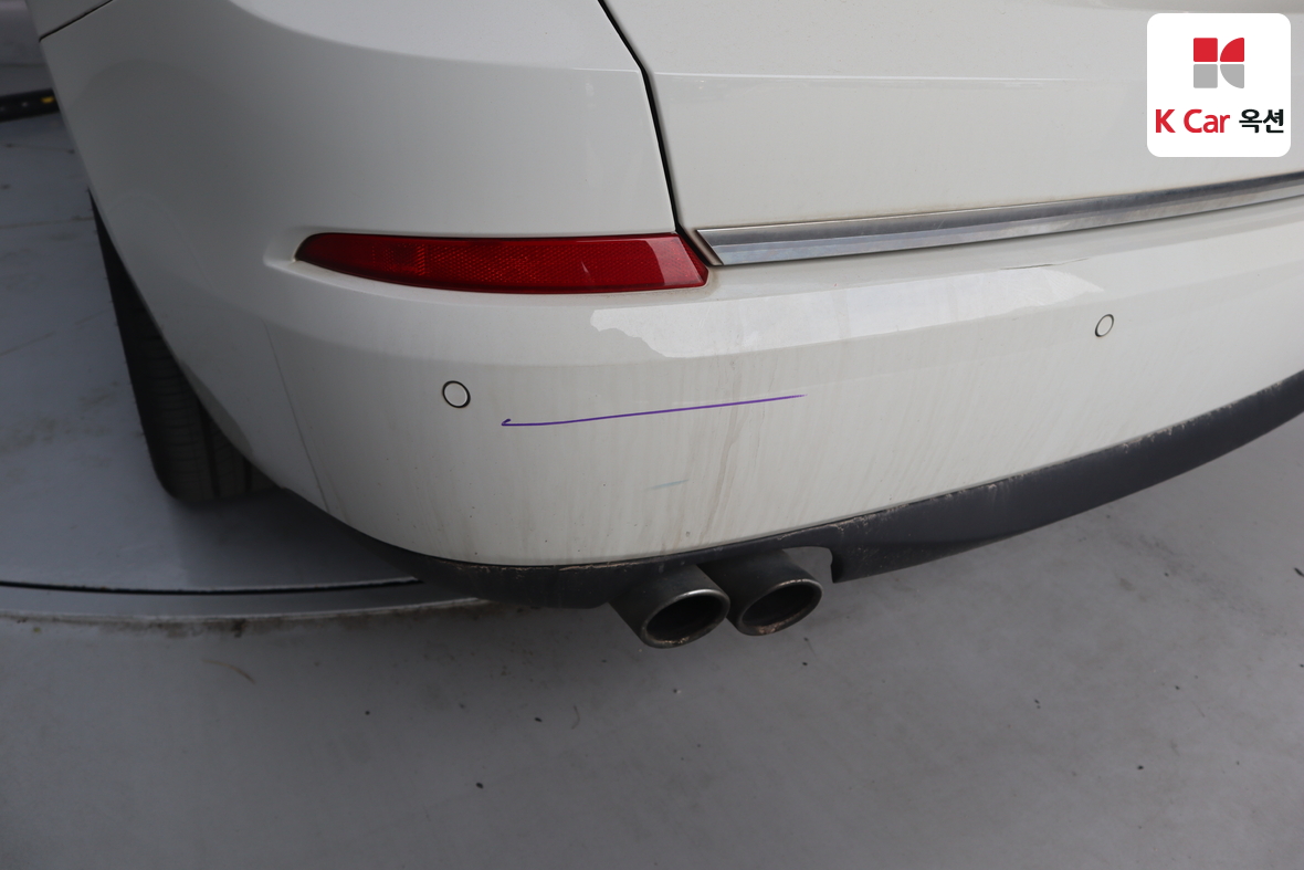 BMW 5 Series 2015 - Image 47