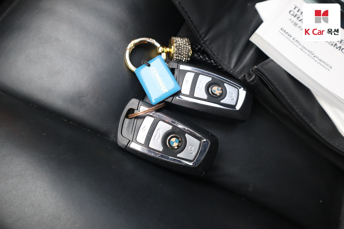 BMW 5 Series 2015 - Image 18