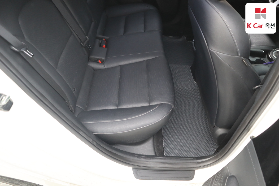 كيا K3 2019 - صورة 28