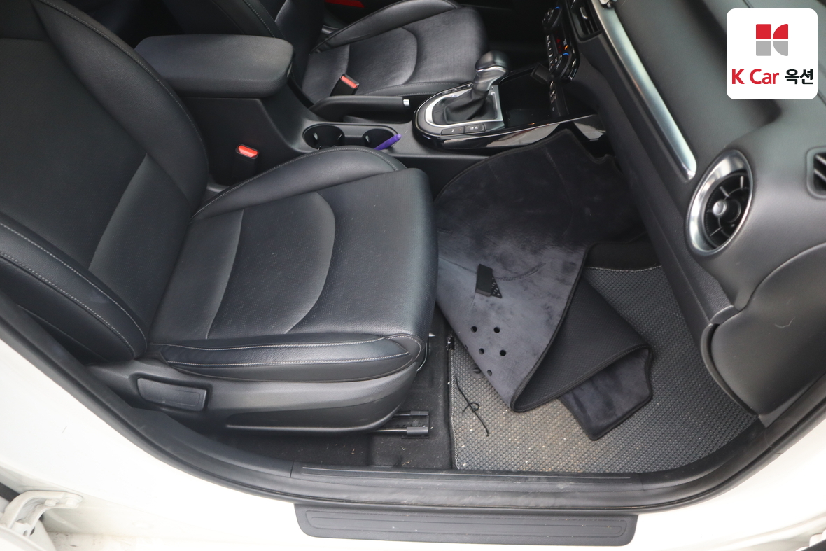 كيا K3 2019 - صورة 30