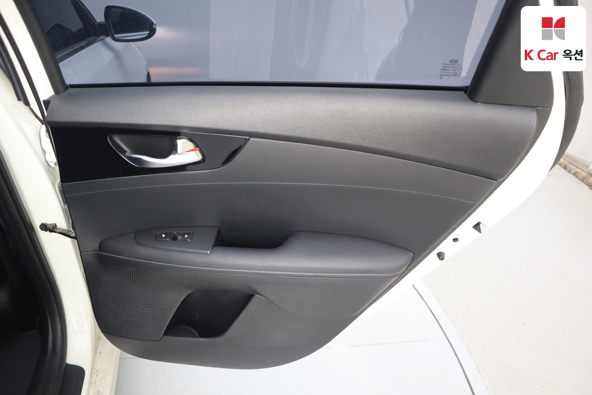 كيا K3 2019 - صورة 27