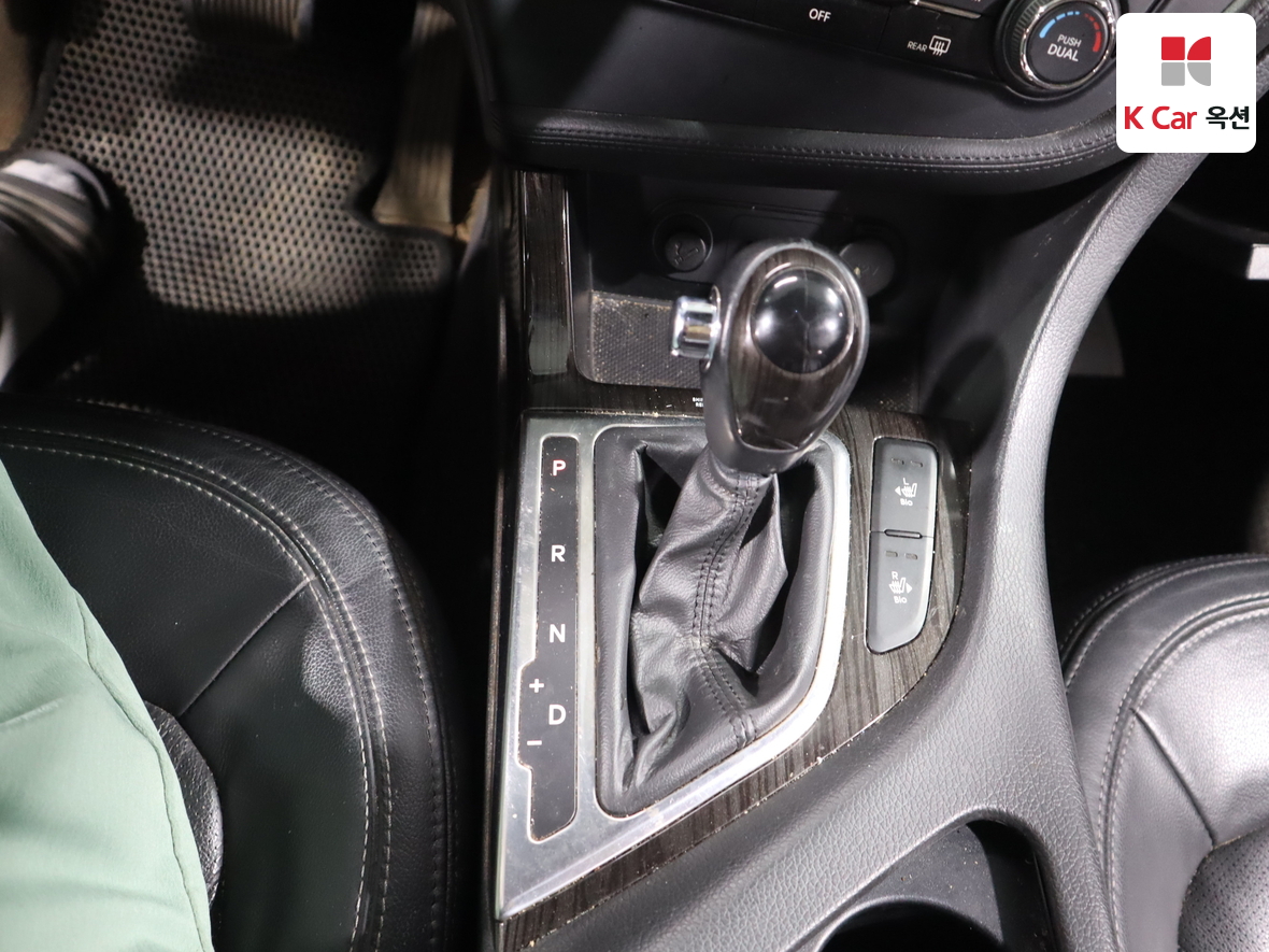 كيا K5 2011 - صورة 16