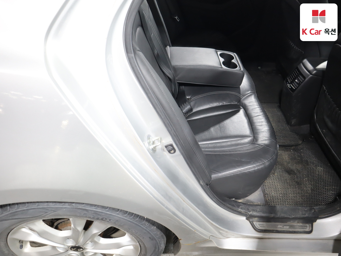 كيا K5 2011 - صورة 28