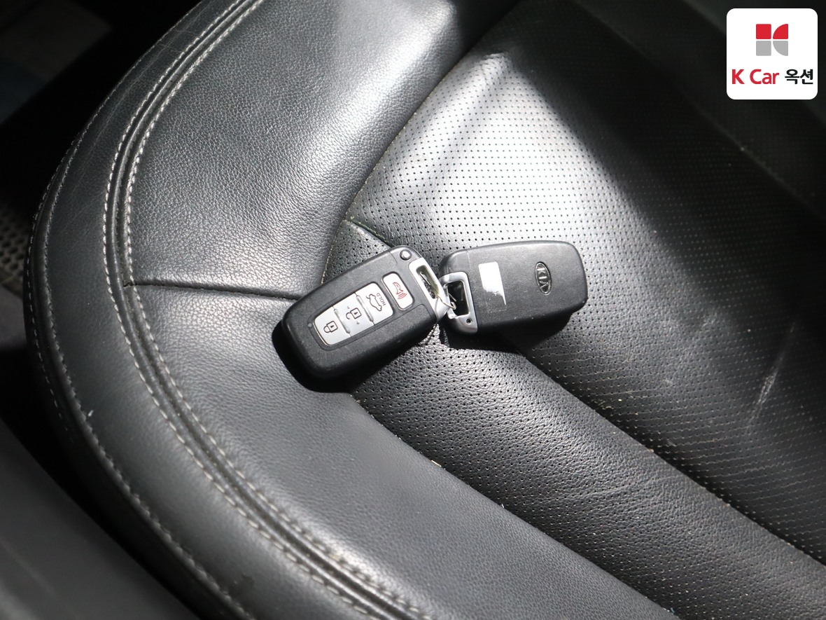 كيا K5 2011 - صورة 17