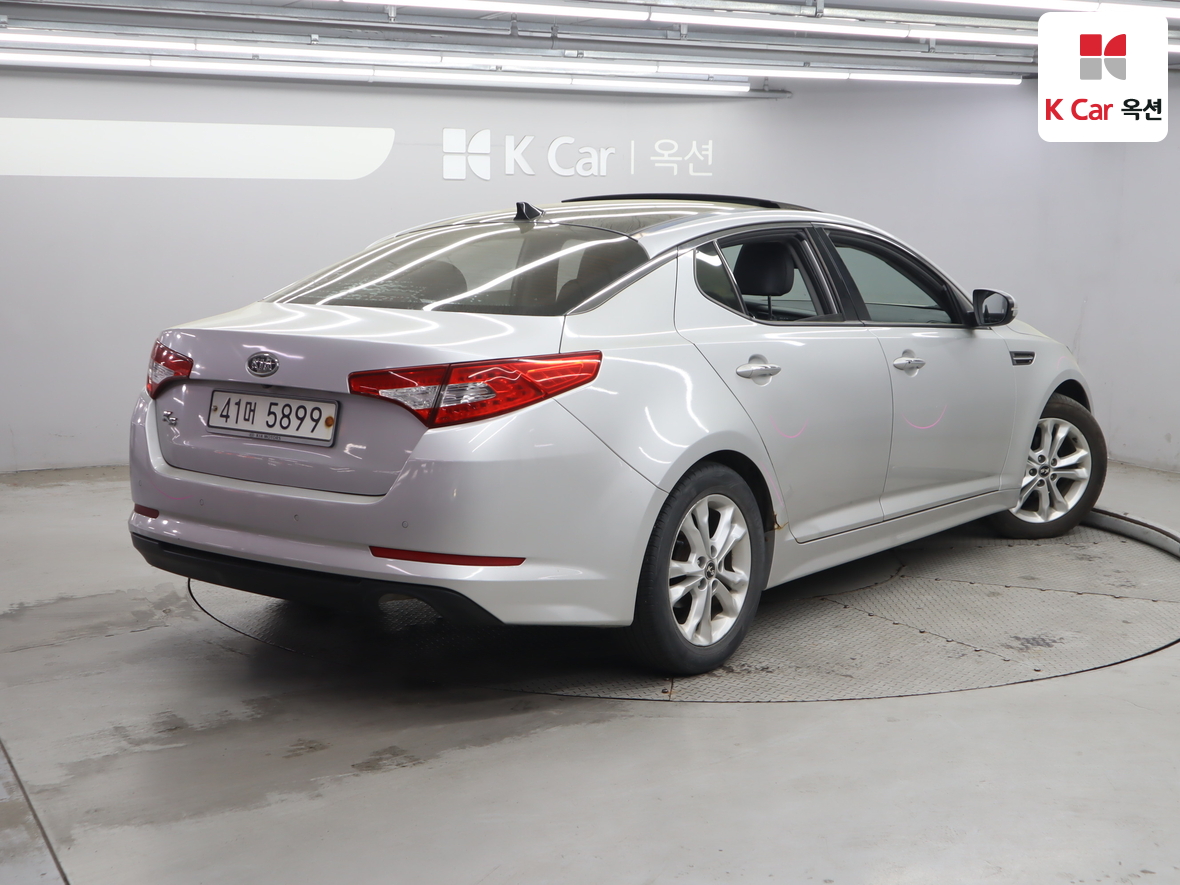 كيا K5 2011 - صورة 2