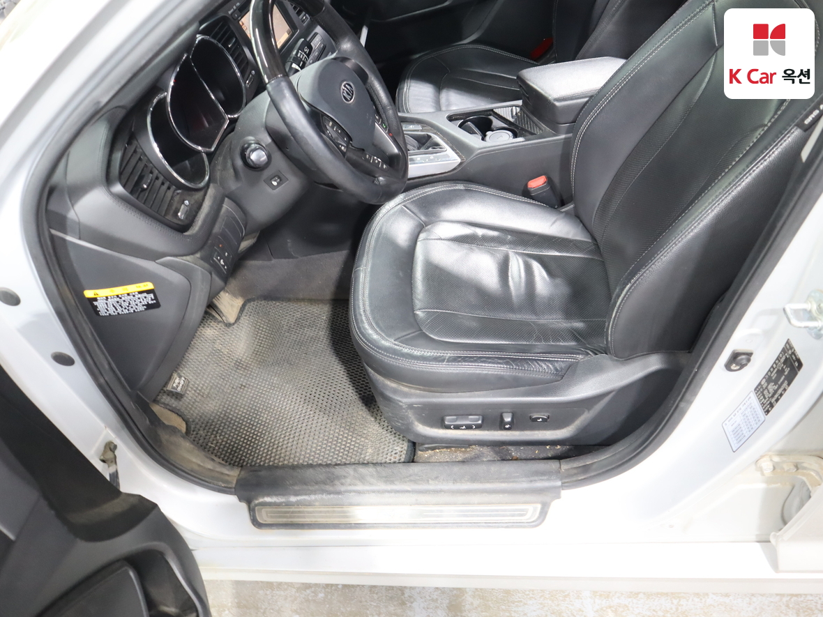 كيا K5 2011 - صورة 18