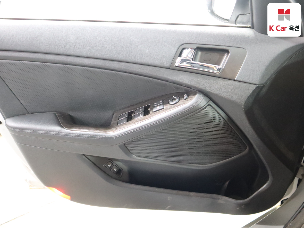 كيا K5 2011 - صورة 8