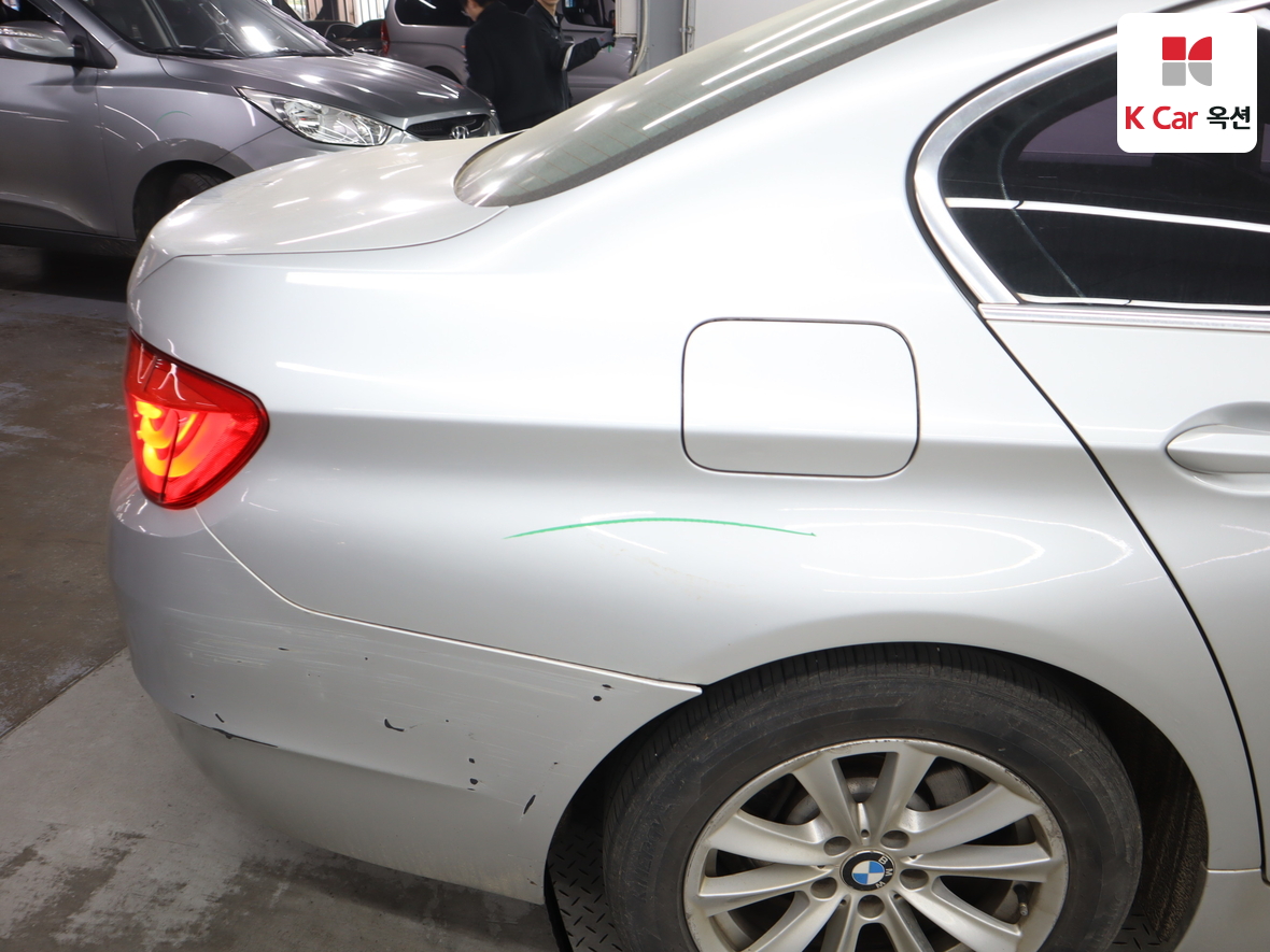 BMW 5 Series - 40