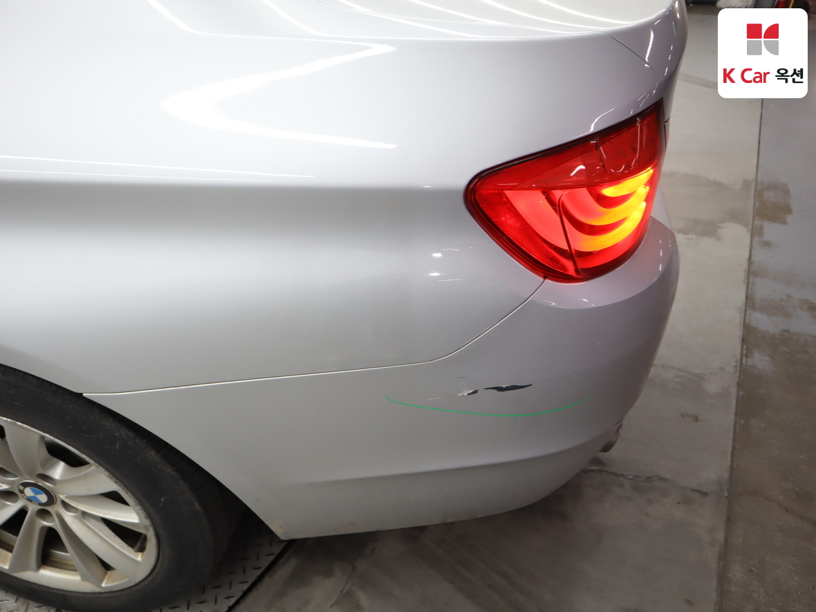BMW 5 Series - 39