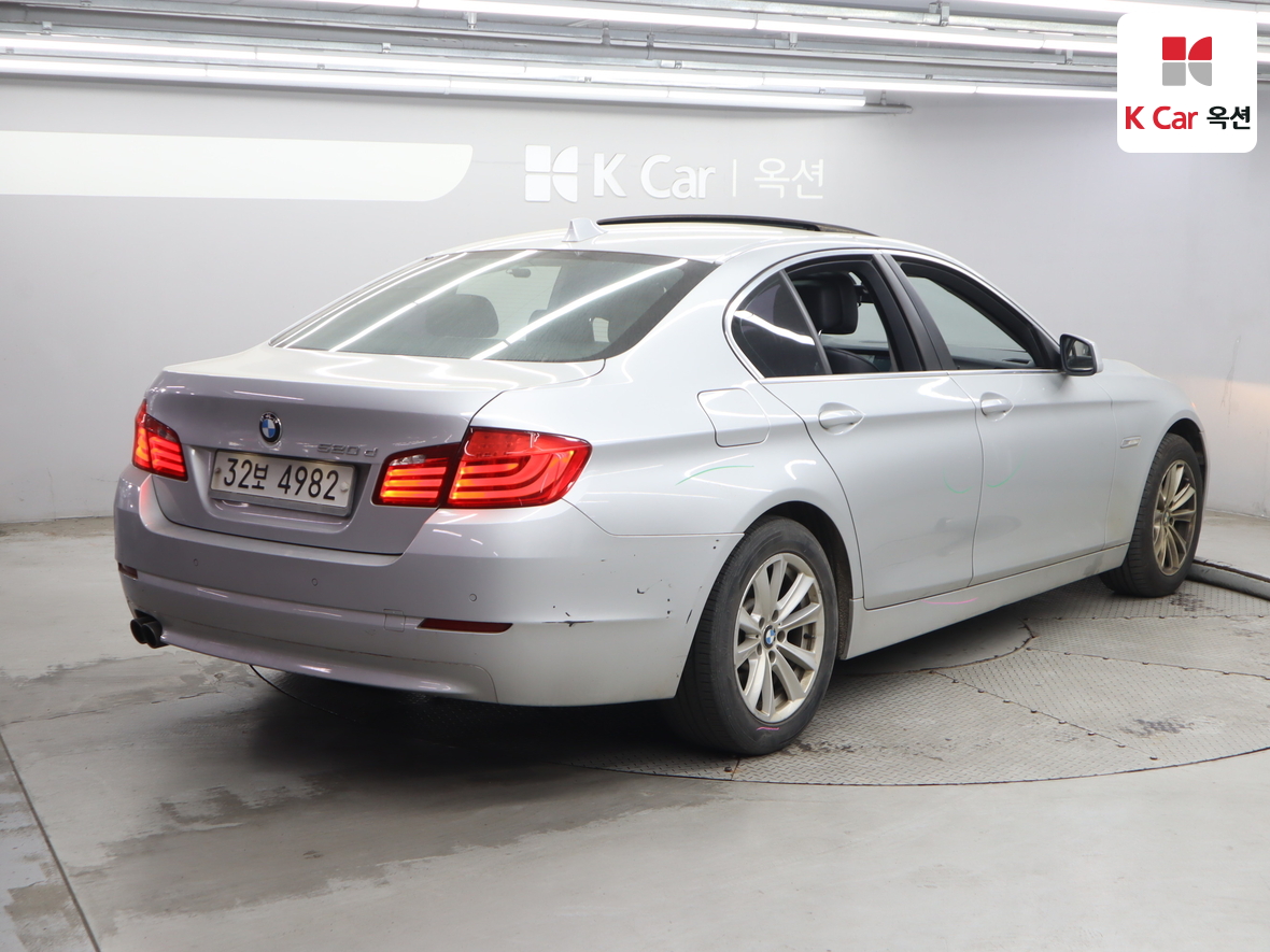 BMW 5 Series - 2