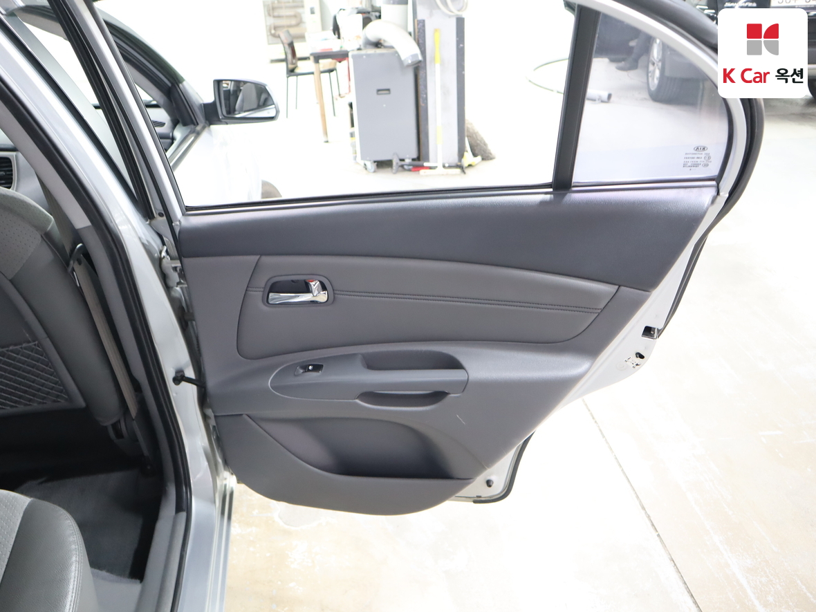 كيا برايد 2008 - صورة 26